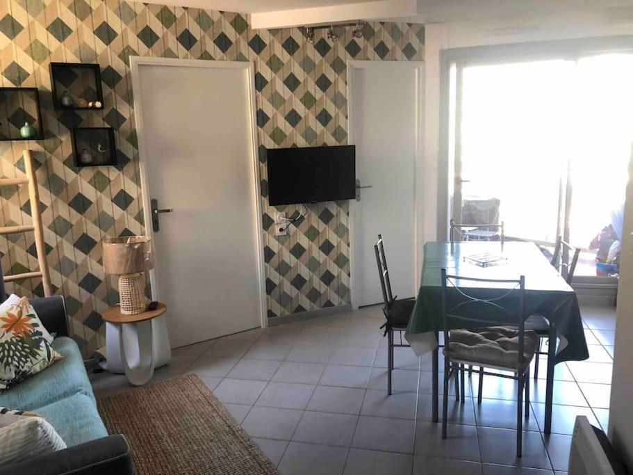 Appartement Face A La Mer Canet En Roussillon ภายนอก รูปภาพ